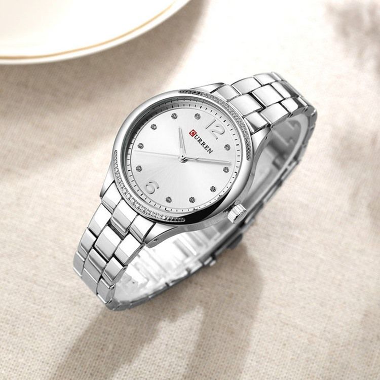 Montre Femme Ronde Élégance En Acier