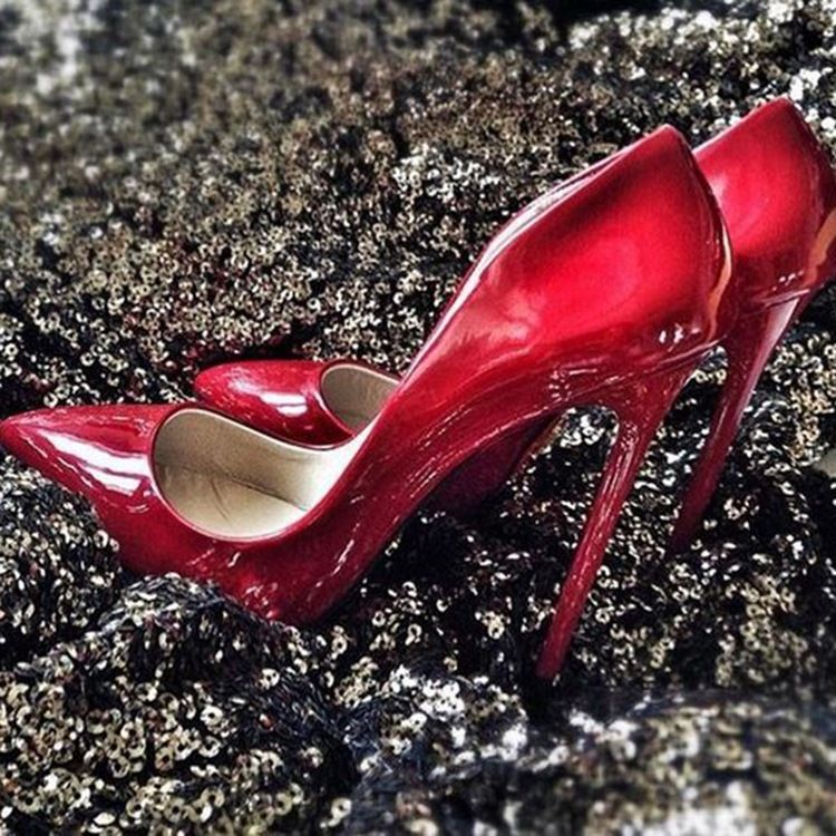 Escarpins À Bout Pointu En Cuir Verni Rouge Pour Femmes